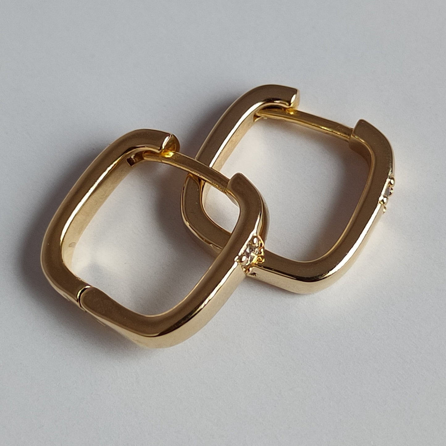 Square Clip Earrings - 18k Gold Plating