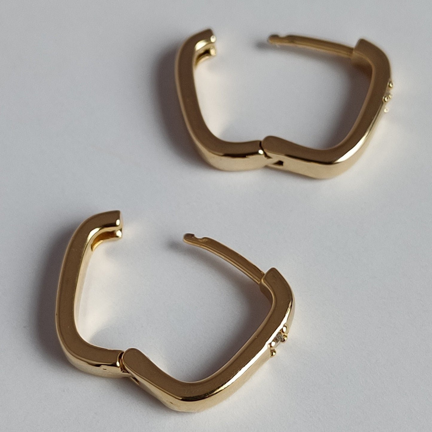 Square Clip Earrings - 18k Gold Plating