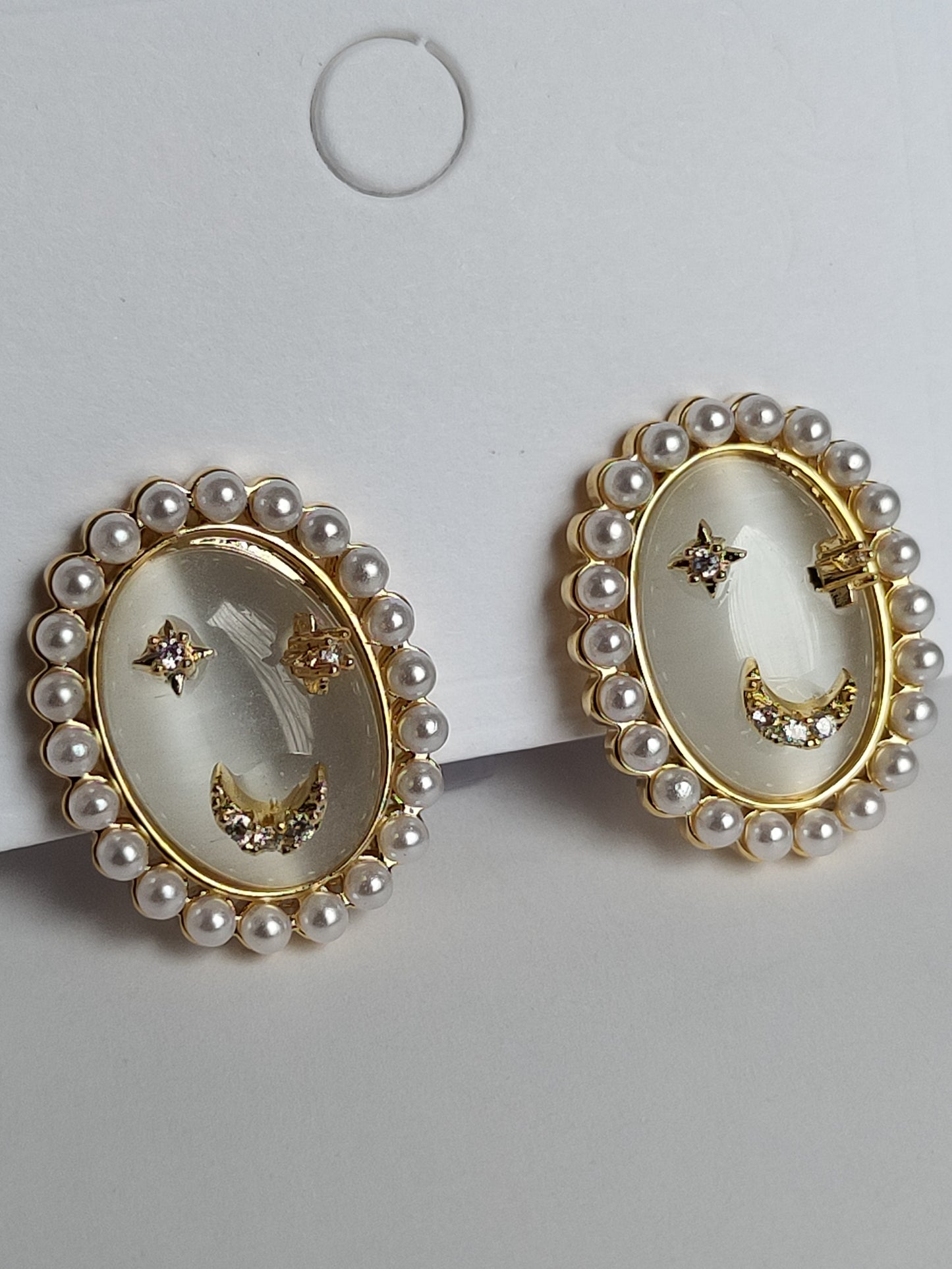 Oval Cat Eye Earrings - 18k Gold Plating